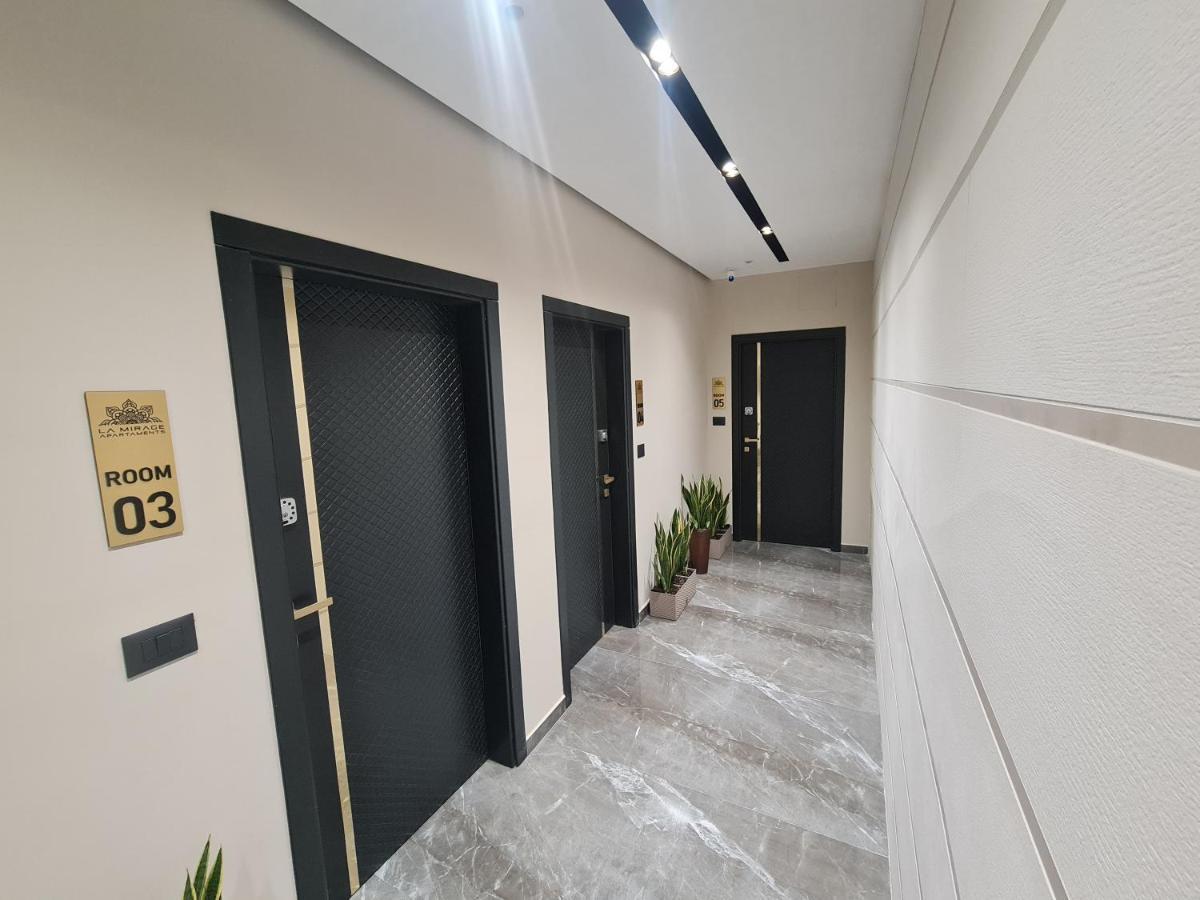 La Mirage Apartment 04 Tirana Exterior photo
